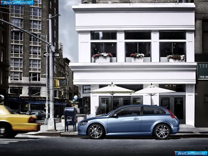 2007 Volvo C30 - фотография 10 из 57