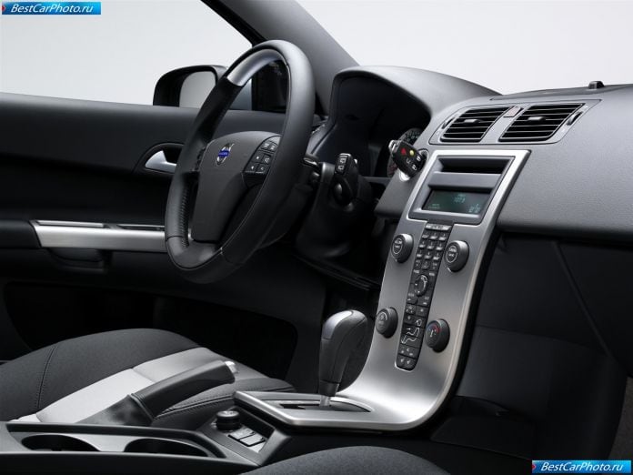2007 Volvo C30 - фотография 39 из 57
