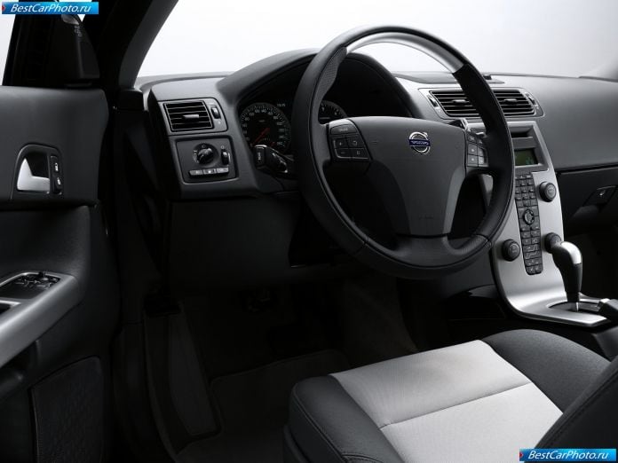 2007 Volvo C30 - фотография 40 из 57