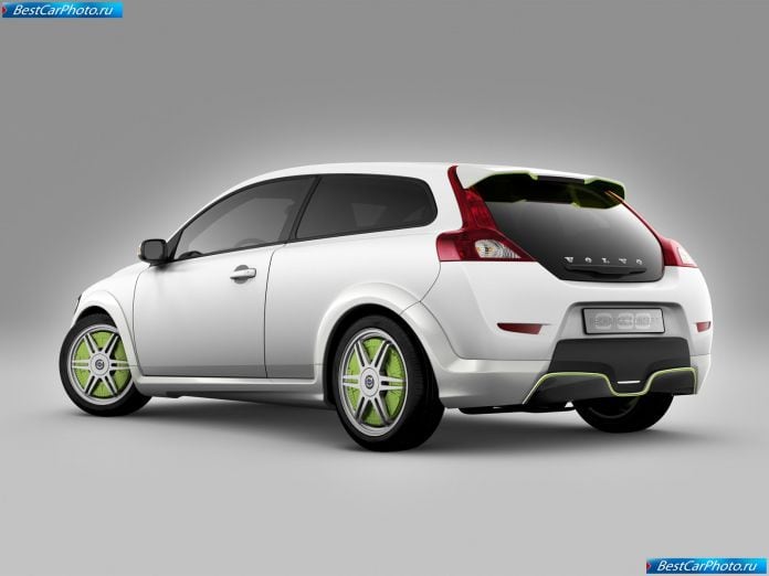 2007 Volvo Recharge Concept - фотография 4 из 12