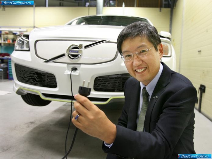 2007 Volvo Recharge Concept - фотография 12 из 12