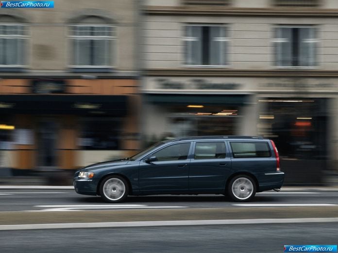 2007 Volvo V70 - фотография 10 из 16