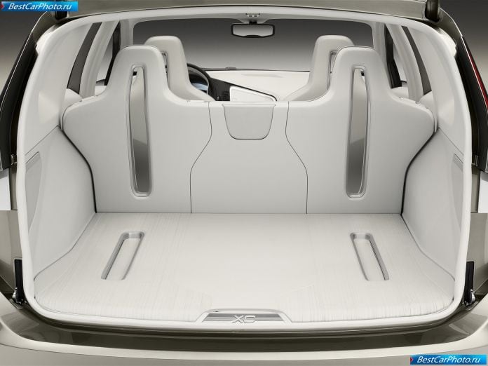 2007 Volvo Xc60 Concept - фотография 24 из 38