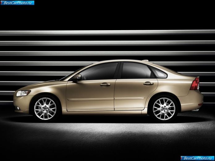 2008 Volvo S40 - фотография 4 из 16