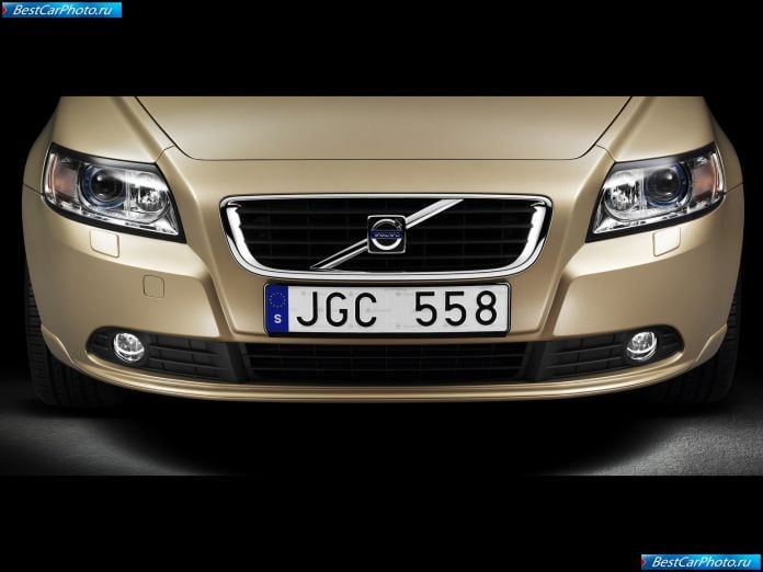 2008 Volvo S40 - фотография 12 из 16