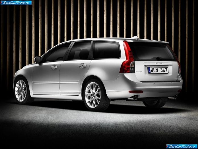 2008 Volvo V50 - фотография 5 из 27