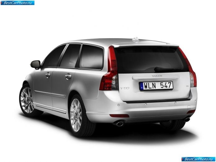 2008 Volvo V50 - фотография 7 из 27
