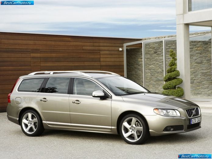 2008 Volvo V70 - фотография 4 из 31