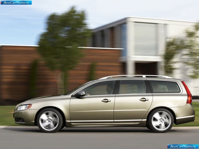 2008 Volvo V70 - фотография 8 из 31