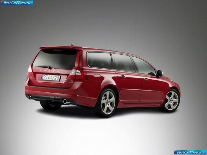 2008 Volvo V70 R-design - фотография 2 из 13