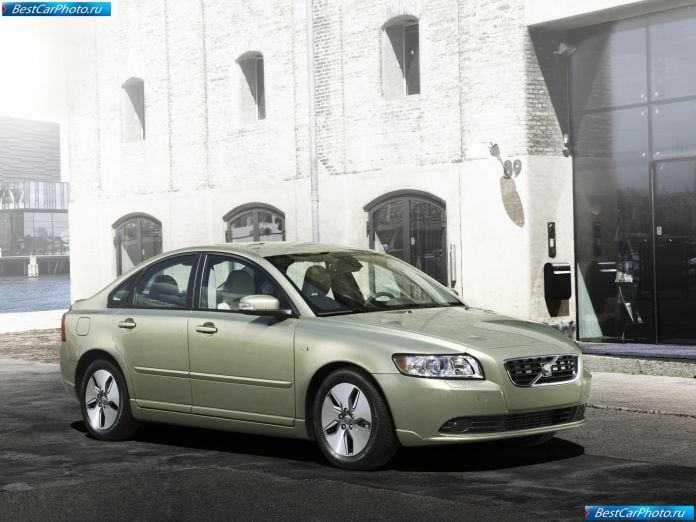 2009 Volvo S40 Drive - фотография 1 из 9