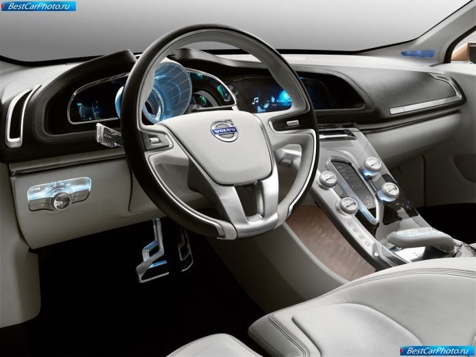 2009 Volvo S60 Concept - фотография 16 из 45
