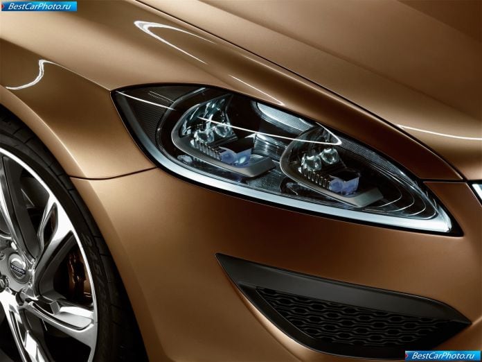 2009 Volvo S60 Concept - фотография 26 из 45