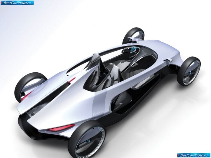 2010 Volvo Air Motion Concept - фотография 3 из 10