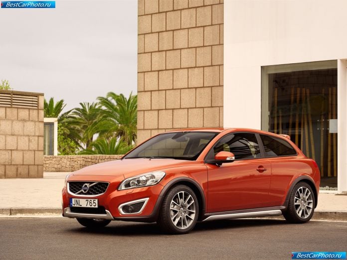 2010 Volvo C30 - фотография 5 из 16