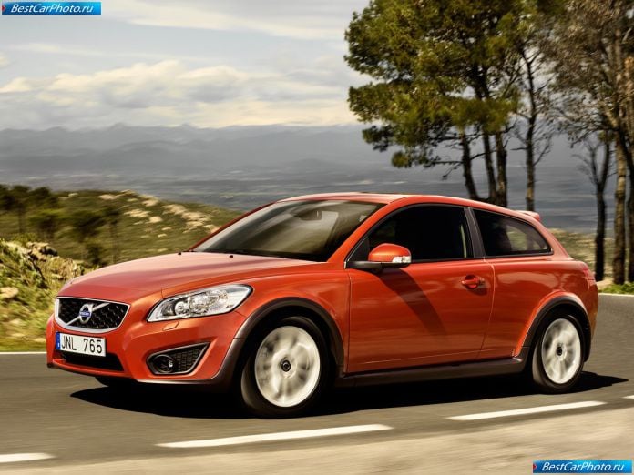 2010 Volvo C30 - фотография 6 из 16