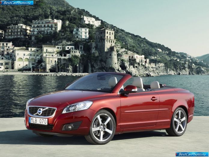 2010 Volvo C70 - фотография 4 из 16