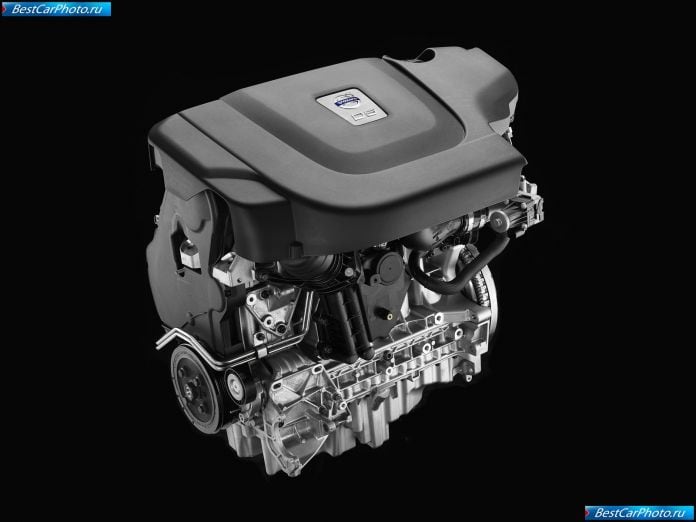 2010 Volvo S80 - фотография 19 из 25