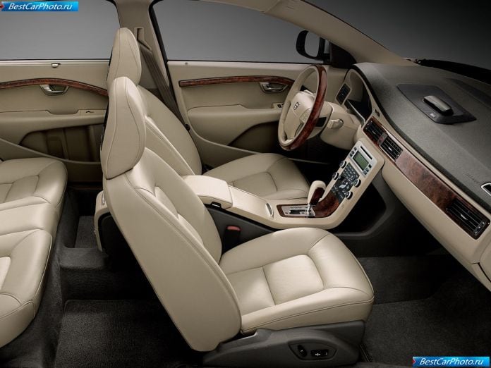 2010 Volvo S80l - фотография 5 из 11