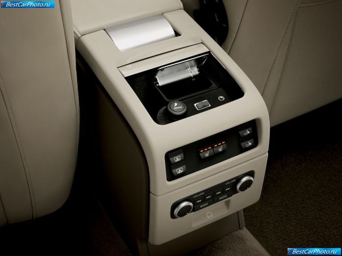2010 Volvo S80l - фотография 8 из 11