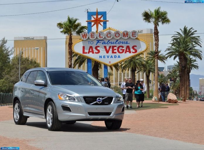 2010 Volvo XC60 R-design - фотография 8 из 78