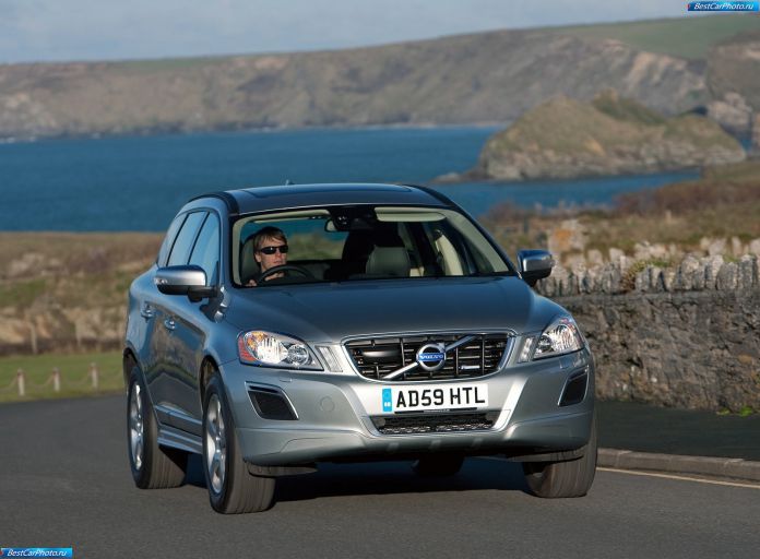 2010 Volvo XC60 R-design - фотография 13 из 78