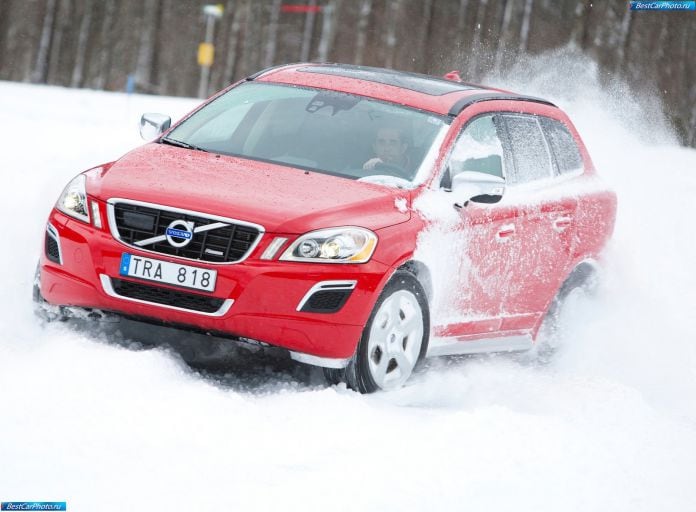 2010 Volvo XC60 R-design - фотография 19 из 78