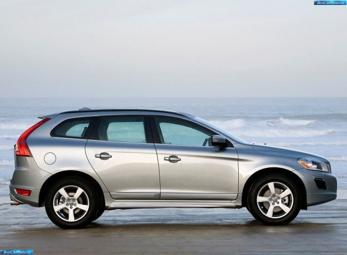 2010 Volvo XC60 R-design - фотография 28 из 78
