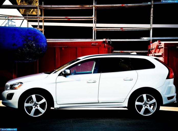 2010 Volvo XC60 R-design - фотография 31 из 78
