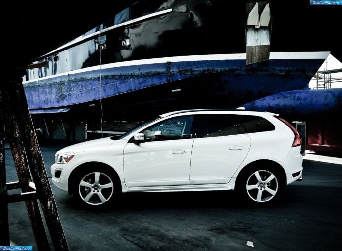 2010 Volvo XC60 R-design - фотография 32 из 78