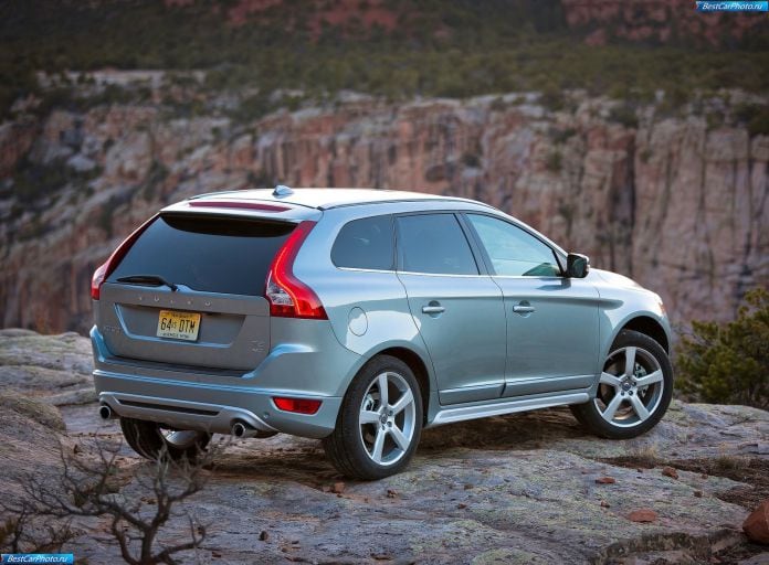 2010 Volvo XC60 R-design - фотография 39 из 78