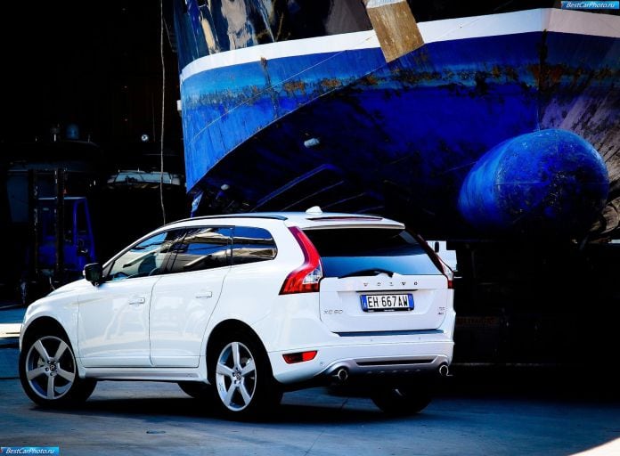 2010 Volvo XC60 R-design - фотография 47 из 78