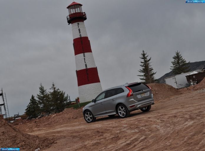 2010 Volvo XC60 R-design - фотография 51 из 78