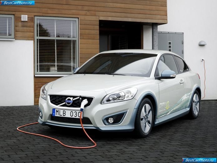 2011 Volvo C30 Bev - фотография 2 из 17