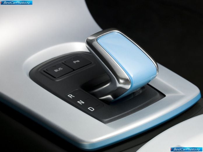 2011 Volvo C30 Bev - фотография 10 из 17