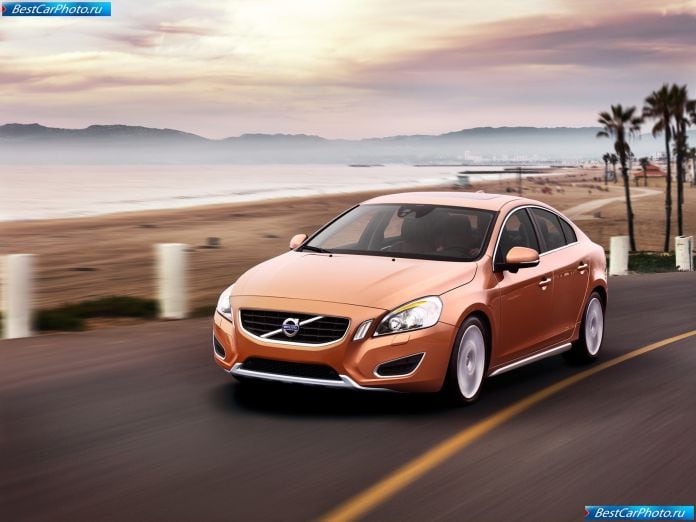 2011 Volvo S60 - фотография 3 из 58