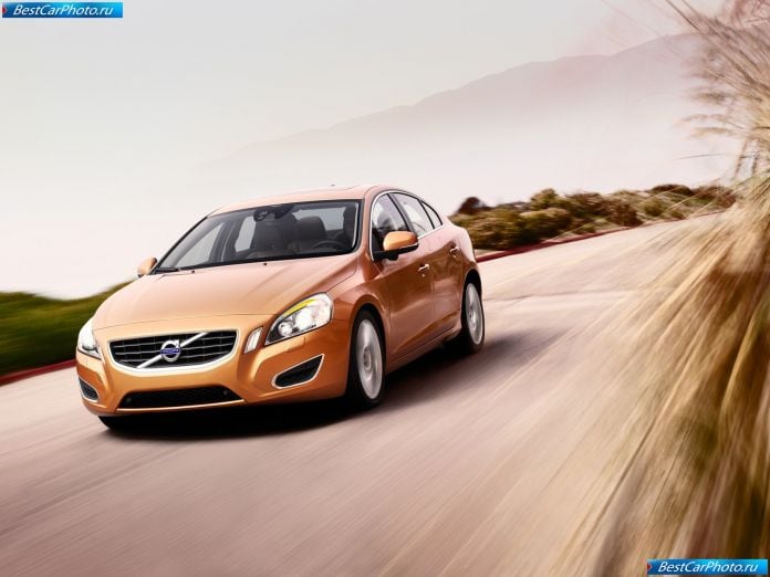 2011 Volvo S60 - фотография 10 из 58