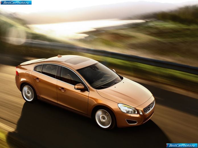 2011 Volvo S60 - фотография 12 из 58