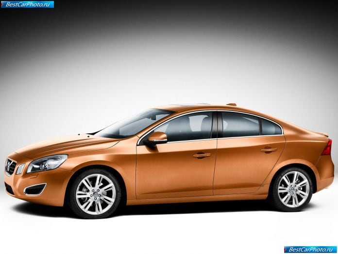 2011 Volvo S60 - фотография 24 из 58