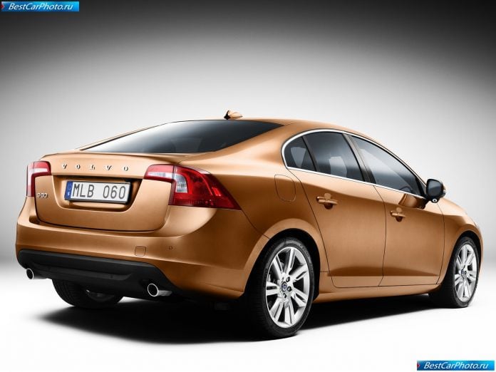 2011 Volvo S60 - фотография 25 из 58