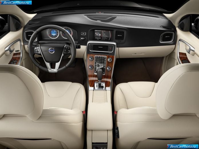 2011 Volvo S60 - фотография 28 из 58