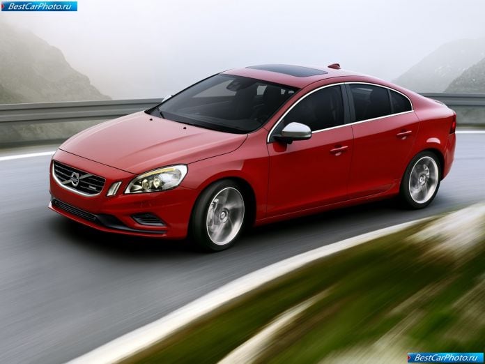 2011 Volvo S60 R-design - фотография 2 из 9