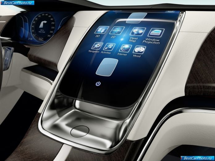 2011 Volvo Universe Concept - фотография 8 из 11