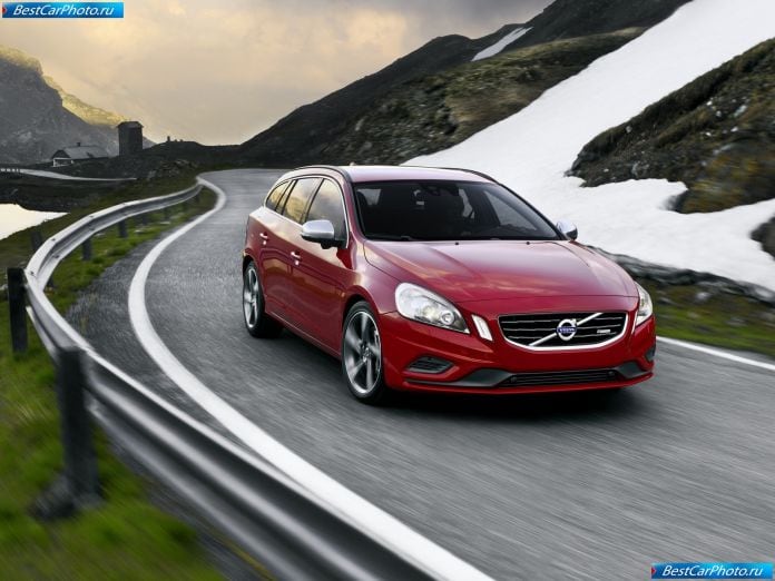 2011 Volvo V60 R-design - фотография 1 из 9