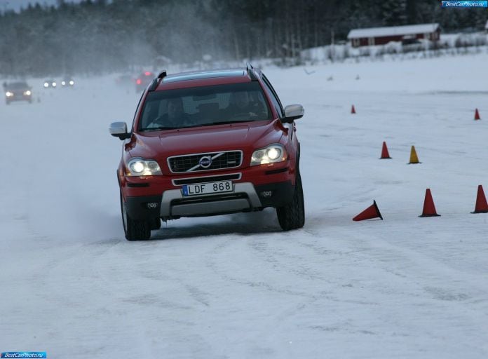 2011 Volvo XC90 - фотография 59 из 102