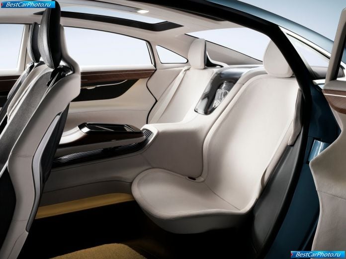 2011 Volvo You Concept - фотография 13 из 19