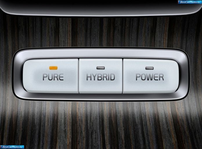 2012 Volvo XC60 plug-in hybrid concept - фотография 9 из 21
