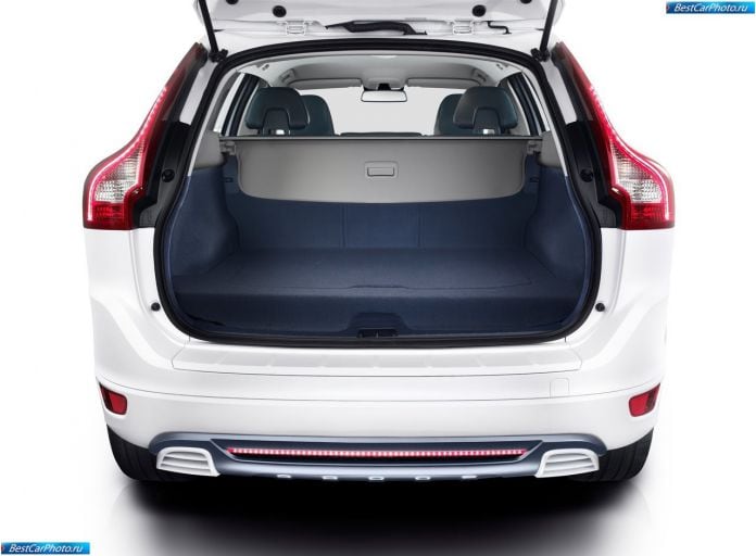 2012 Volvo XC60 plug-in hybrid concept - фотография 10 из 21