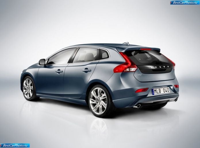 2013 Volvo V40 - фотография 15 из 19