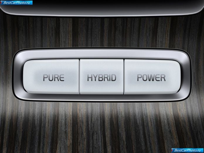 2013 Volvo V60 Plug-in Hybrid - фотография 15 из 21